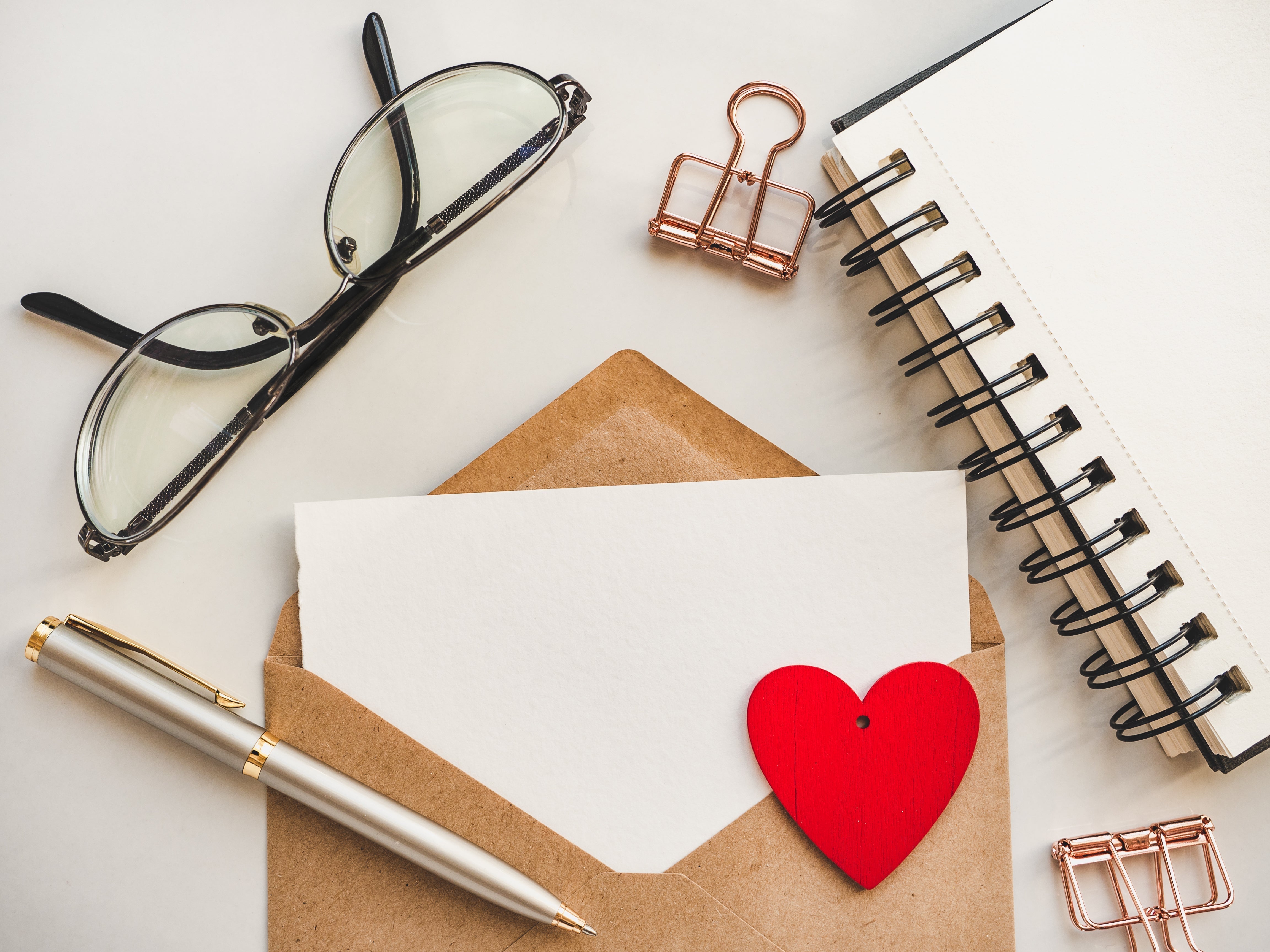 5 Best Admin Appreciation Gift Ideas For Under $50